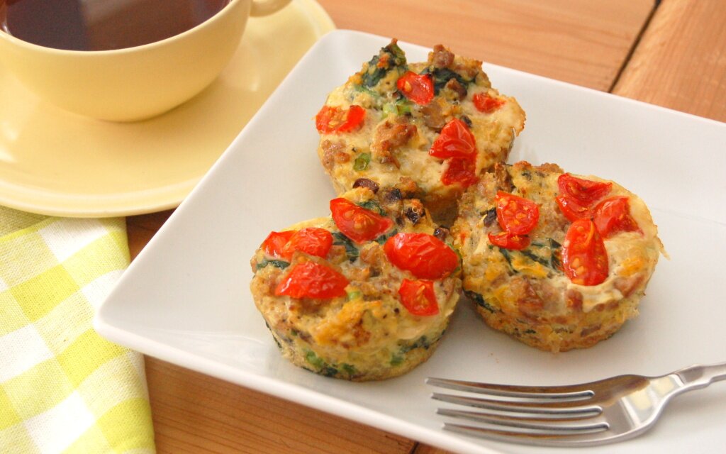 Egg “Muffins” with Quinoa and Veggies Easy on the Cook