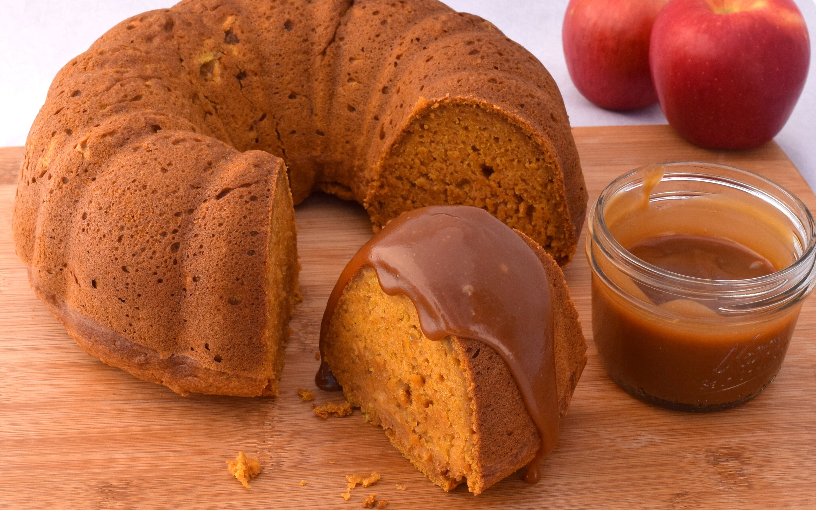 Apple, Pumpkin bundt Cake with Caramel Sauce