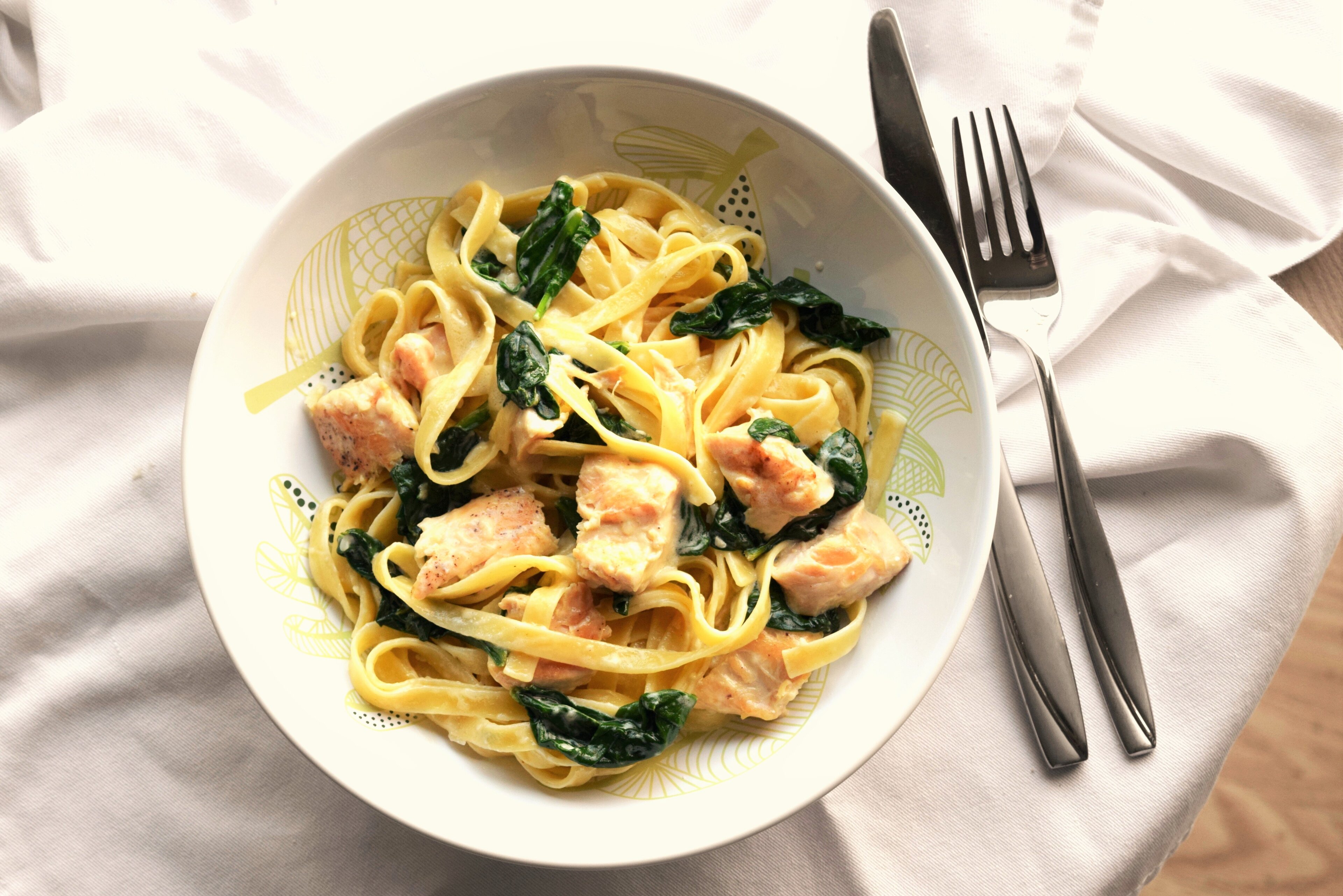 Fettuccine Alfredo with Spinach and Chicken