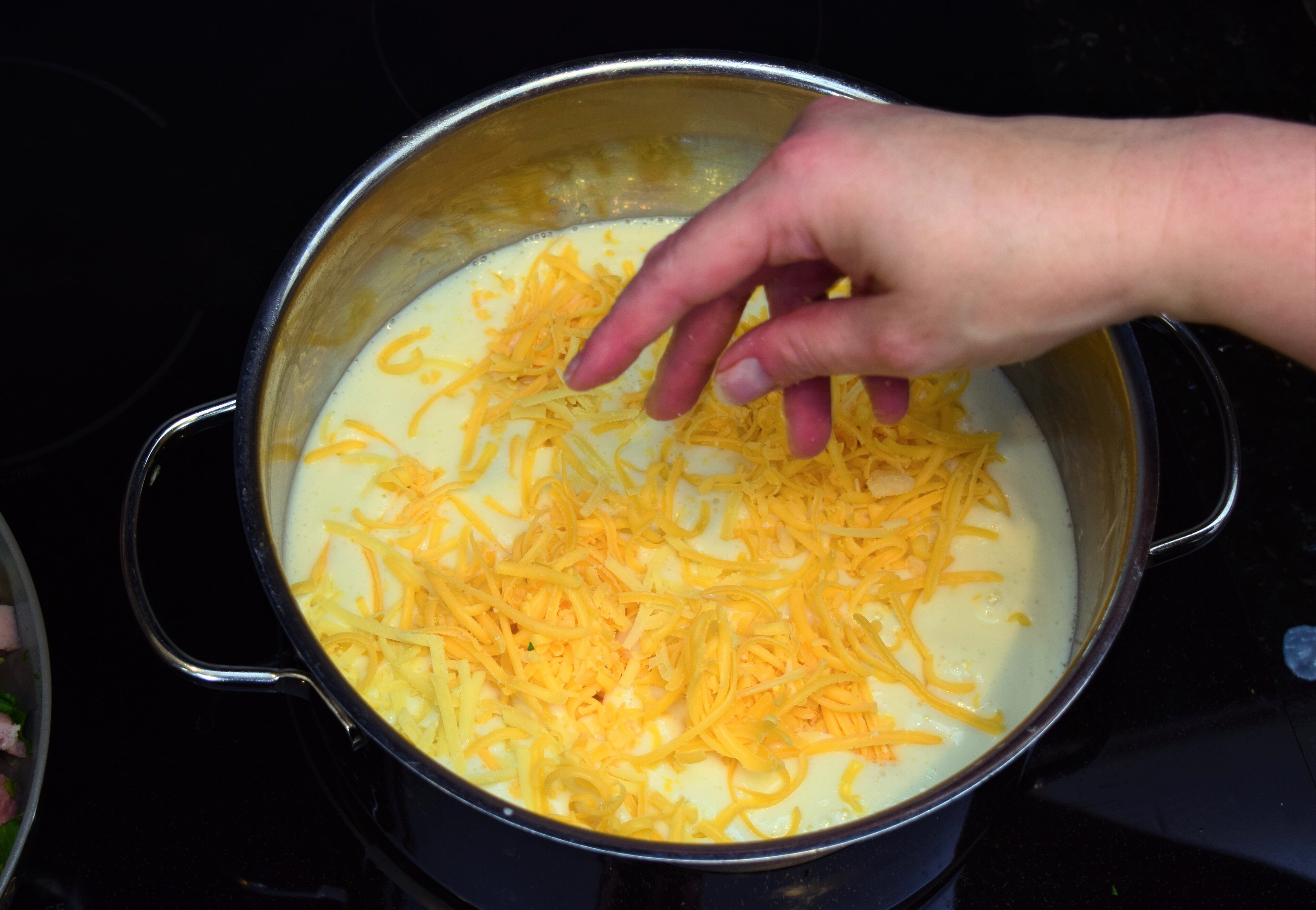 Mac and Cheese with Creamy Cauliflower Sauce and Ham